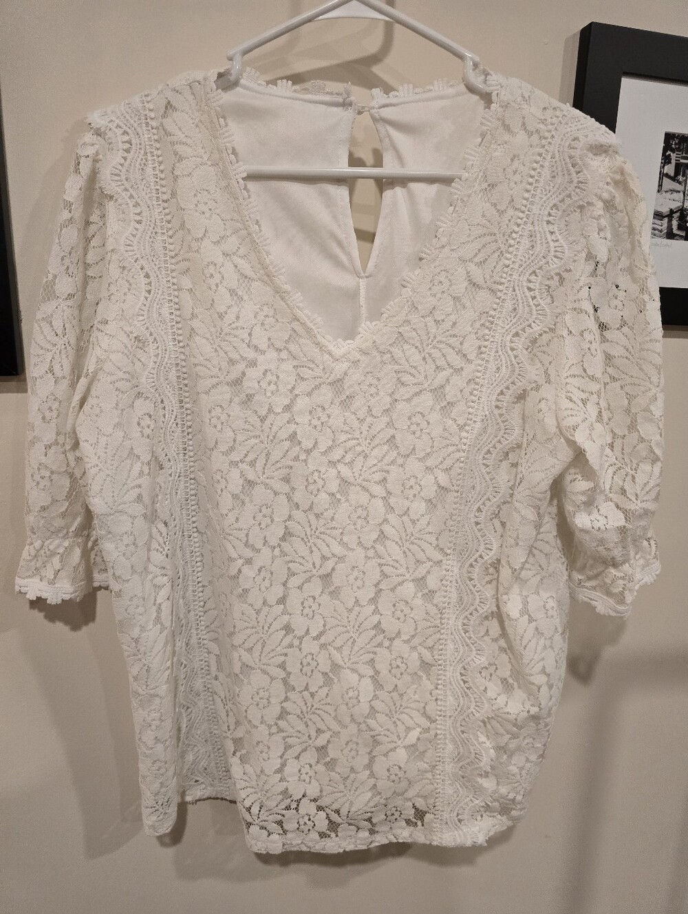 Women’s Ivory Floral Lace V-Neck Blouse